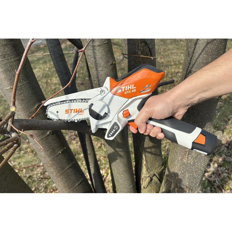 Stihl GTA 26 (10cm, 180W) Pilarka akumulatorowa z akumulatorem i ładowarką