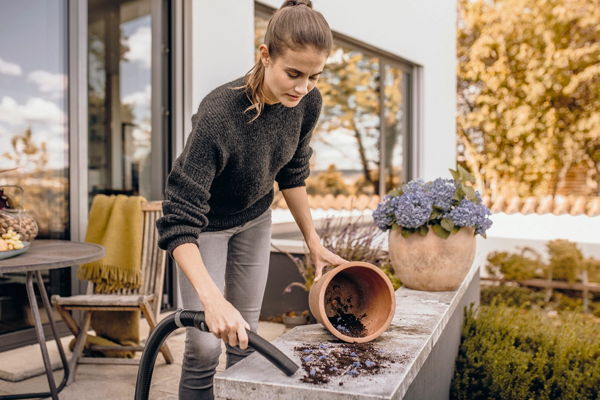 Efekt czyszczenia pomnika