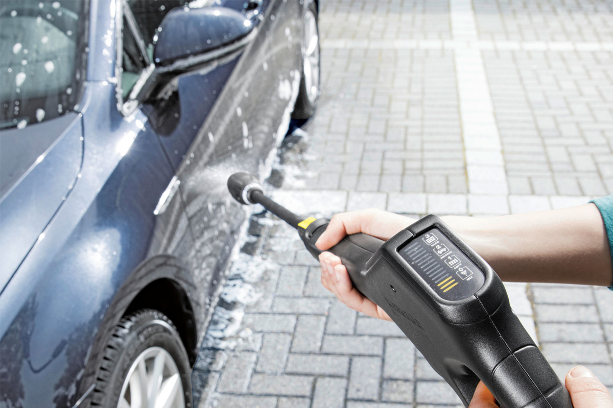 Myjka wysokociśnieniowa Karcher K3 Full Control - czyszczenie samochodu