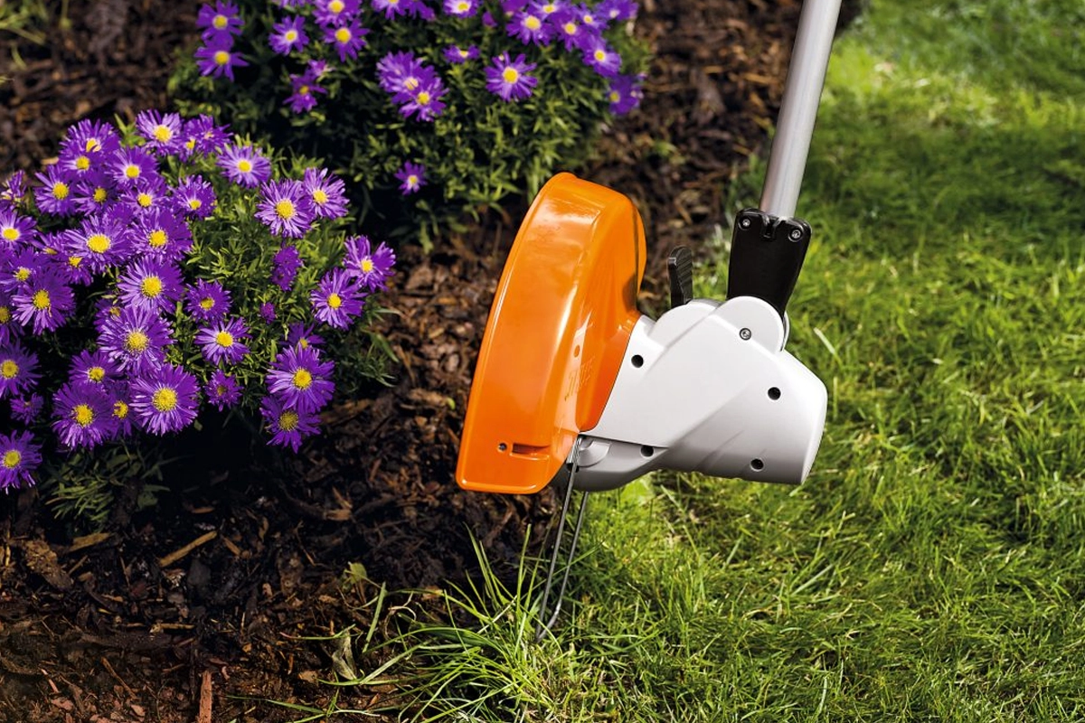 Podkaszarka elektryczna STIHL FSE 52 w akcji