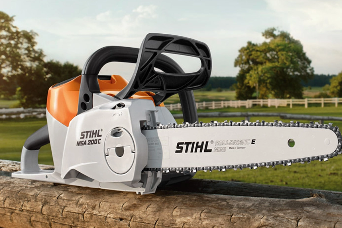 Bezpieczeństwo i komfort pilarki STIHL MSA 200 C-B