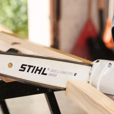 Beznarzędziowy napinacz łańcucha STIHL
