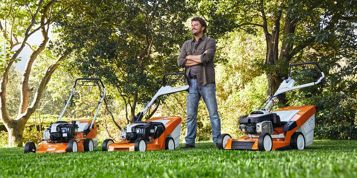 Kosiarka STIHL RM 253 T w trakcie pracy