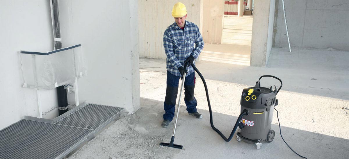 Przykład użycia odkurzacza Karcher NT 55/1 Tact Te M podczas pracy