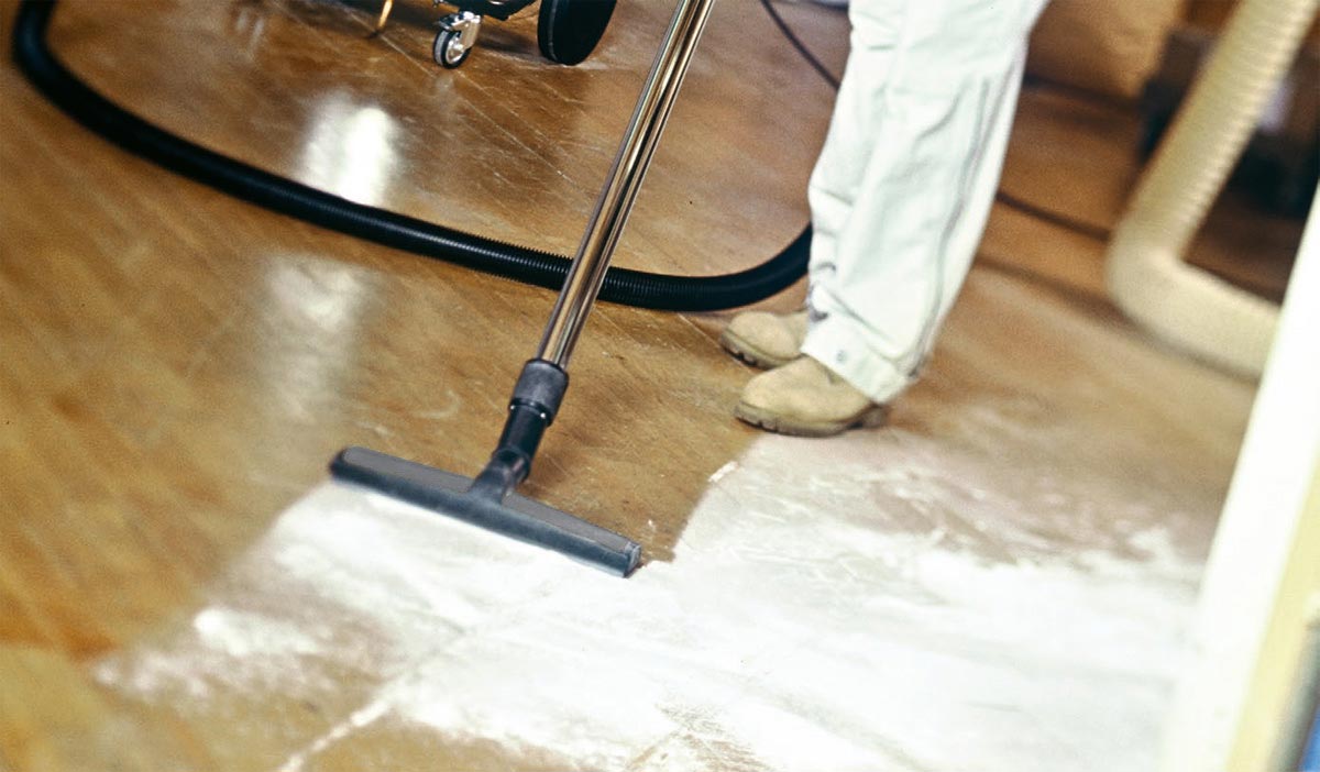 Przykład użycia odkurzacza NT 80/1 B1 M S Zdjęcie ilustrujące przykładowe zastosowanie odkurzacza Karcher NT 80/1 B1 M S