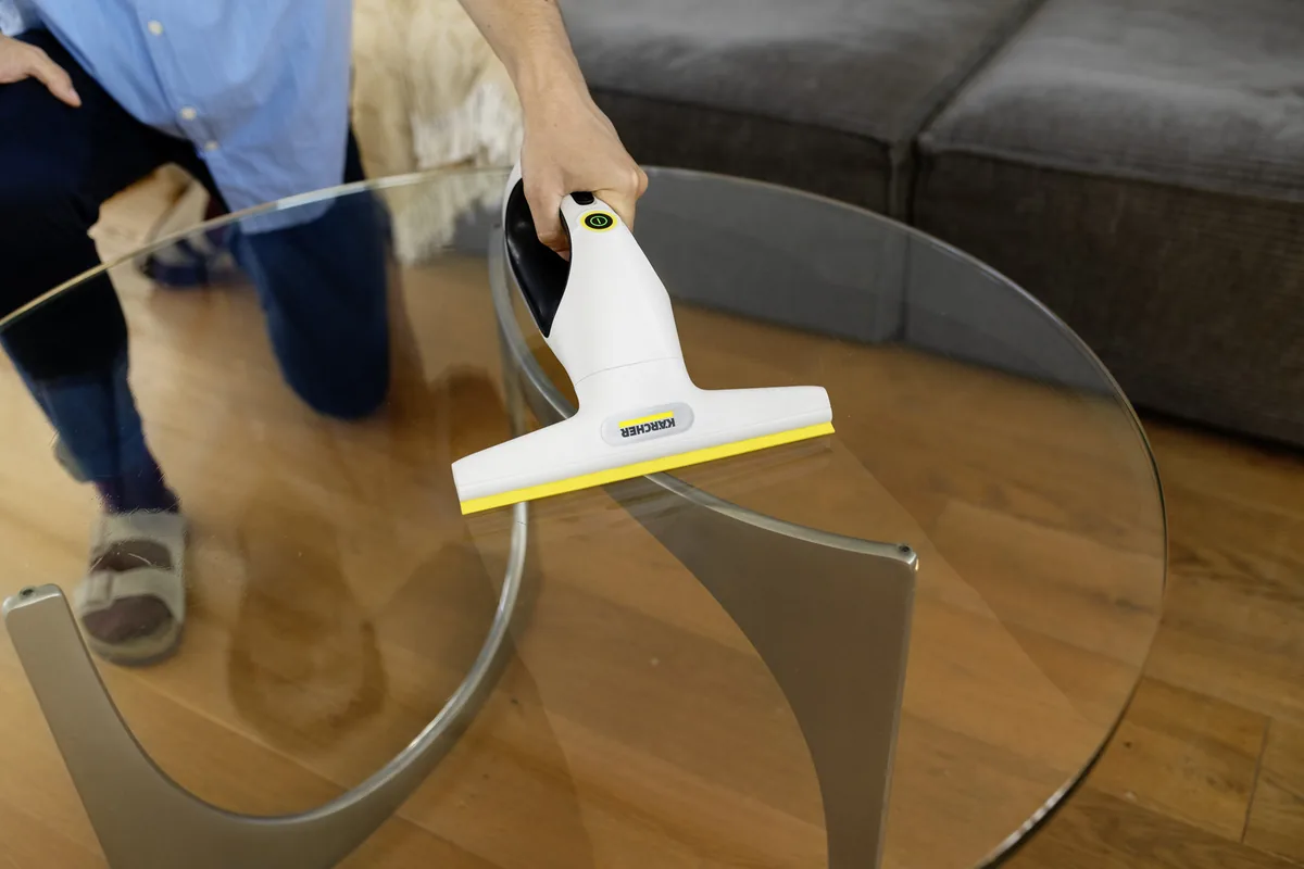 czyszczenie stołu myjką karcher