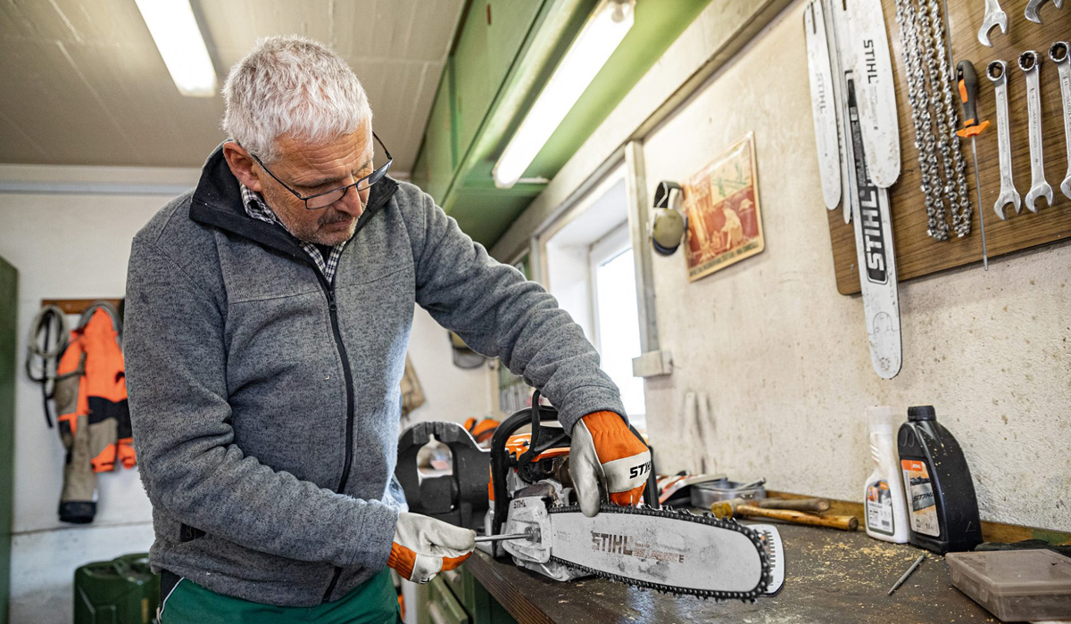 napinacz boczny w pilarce stihl