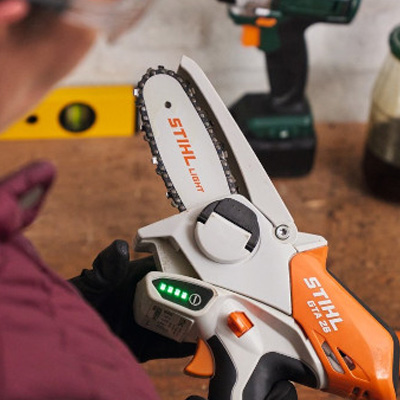 Wskaźnik LED naładowania